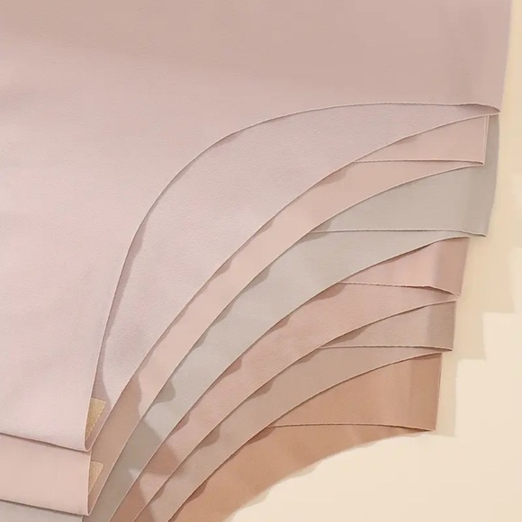 New Cream and Tan Seamless Panties Intimates & Sleepwear ✨✨✨🔥 - Picture 4 of 4